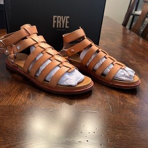 Frye Andora Gladiator Sandals Size 9M